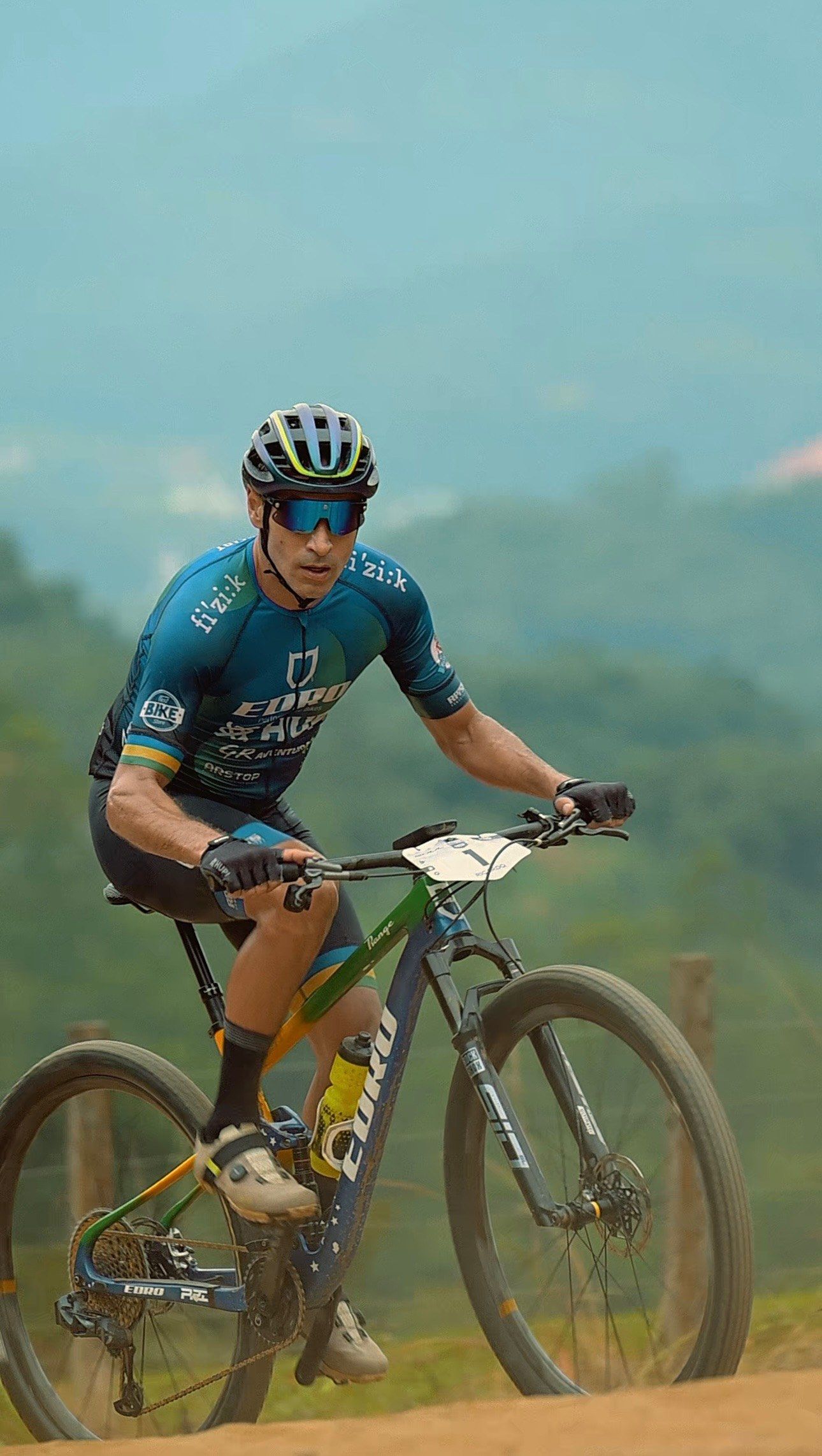 Matheus Miranda, atleta EDRO, em prova